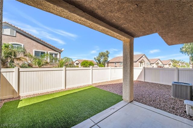 1101 ELATION Lane 102, Henderson, NV 89002