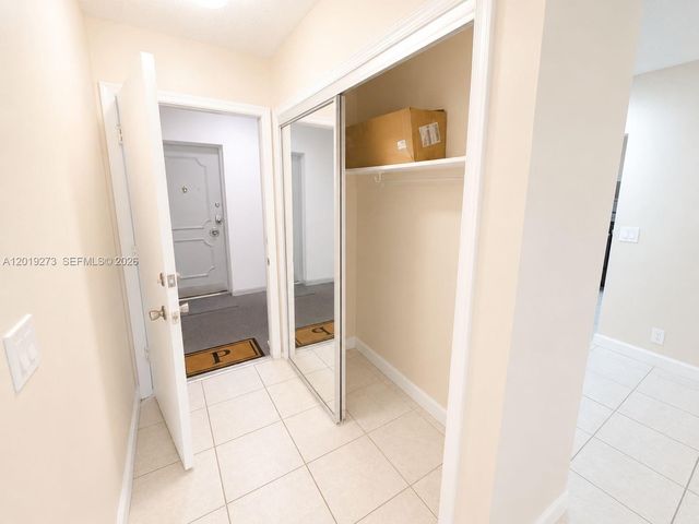5800 NE 22nd Way 508, Fort Lauderdale, FL 33308