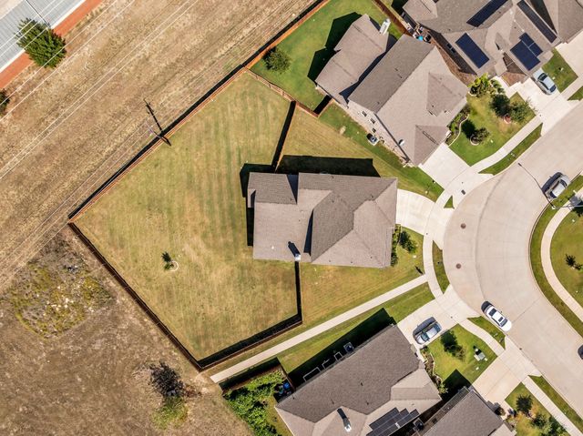 7325 Tesoro Trail, Fort Worth, TX 76131