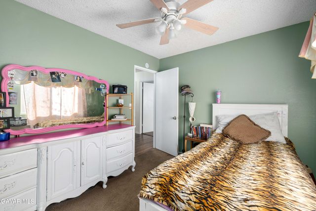 38511 Carolside Avenue, Palmdale, CA 93550