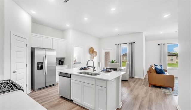 469 W Canada Drive, Farmington, AR 72730