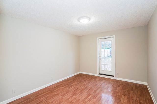 4355 Central Valley Dr, Hermitage, TN 37076