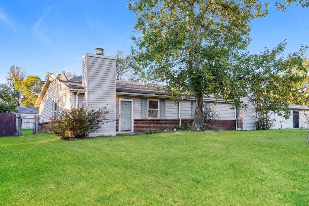 4355 Central Valley Dr, Hermitage, TN 37076