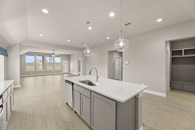 114 Emperor Oak Court, Balch Springs, TX 75181