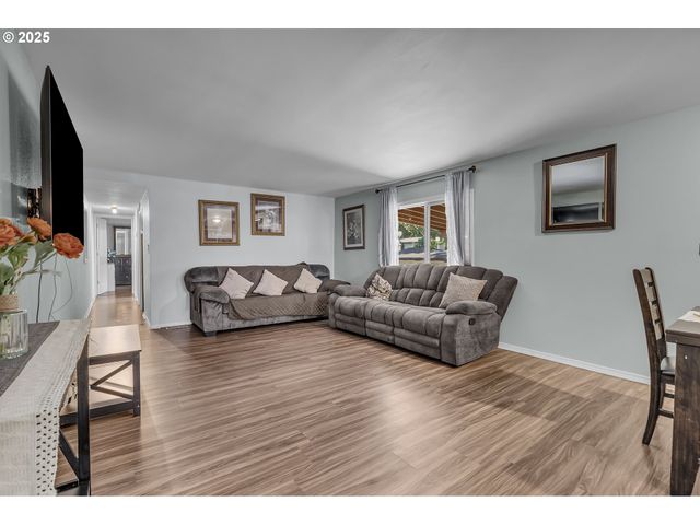 6900 Sw 195TH Ave 225, Beaverton, OR 97007