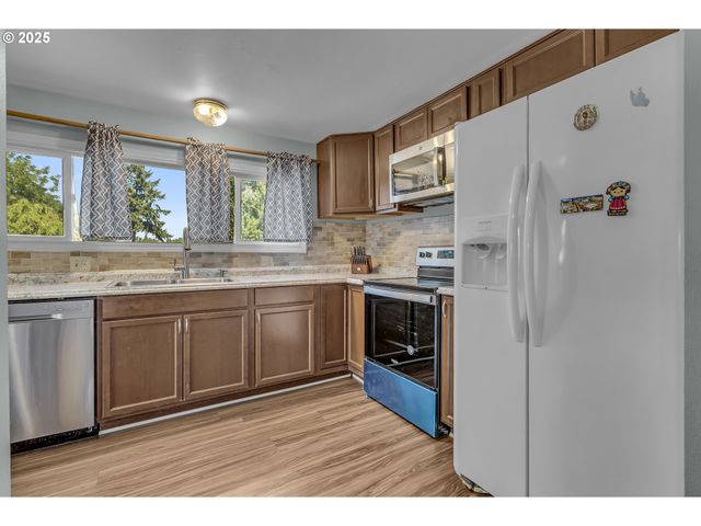 6900 Sw 195TH Ave 225, Beaverton, OR 97007