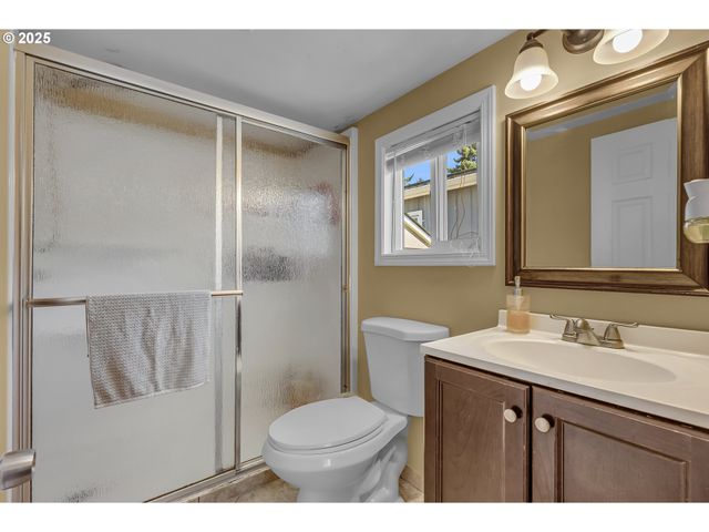 6900 Sw 195TH Ave 225, Beaverton, OR 97007