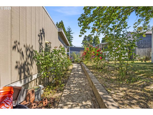 6900 Sw 195TH Ave 225, Beaverton, OR 97007