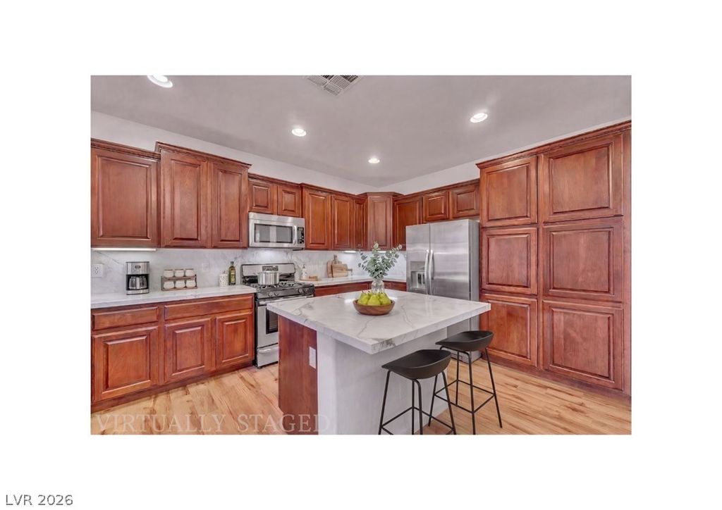 10460 HARVEST WIND Drive, Las Vegas, NV 89135