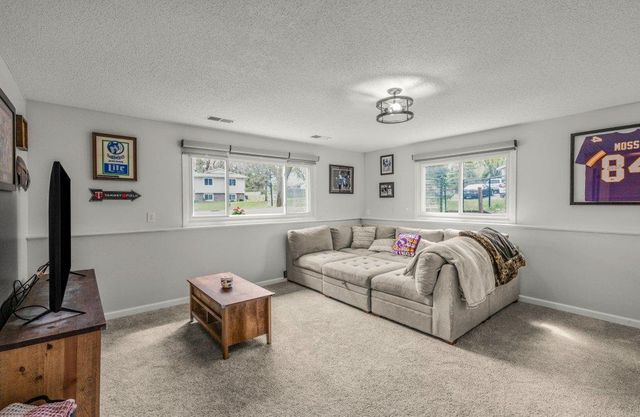 9351 Yucca Lane N, Maple Grove, MN 55369