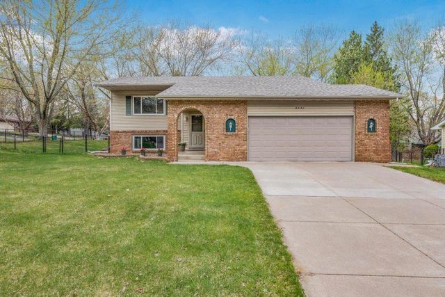 9351 Yucca Lane N, Maple Grove, MN 55369