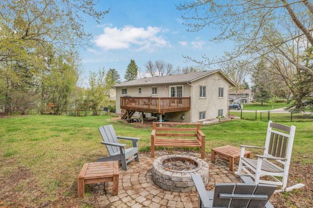 9351 Yucca Lane N, Maple Grove, MN 55369