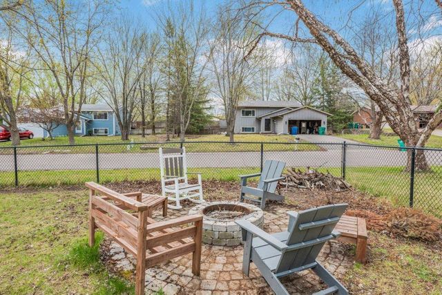 9351 Yucca Lane N, Maple Grove, MN 55369