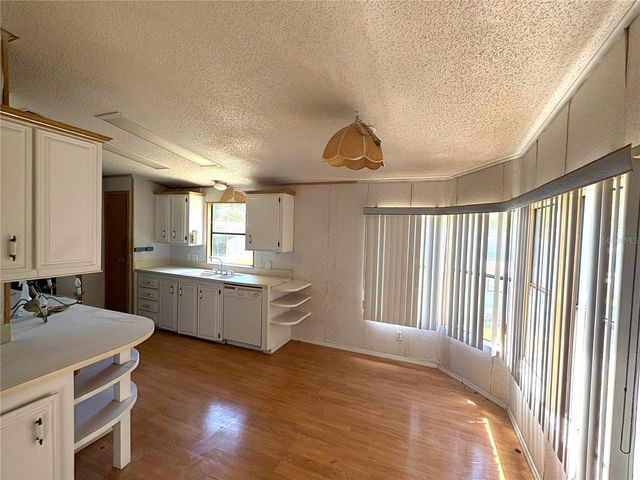 25034 BETTON HILL, Leesburg, FL 34748