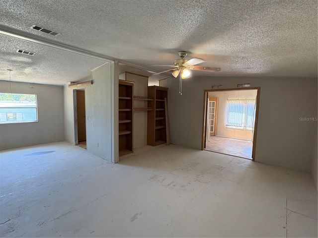 25034 BETTON HILL, Leesburg, FL 34748