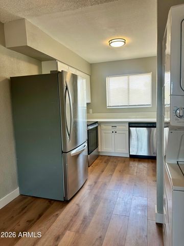 2015 E EUGIE Terrace, Phoenix, AZ 85022
