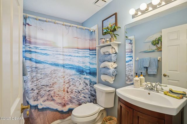 2 Queen Ann Court, Ormond Beach, FL 32174