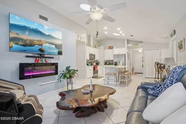 2 Queen Ann Court, Ormond Beach, FL 32174