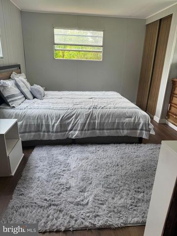 18 PARK AVE, Middletown, PA 17057