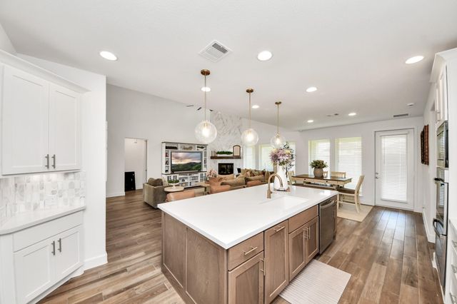 3527 Highcliffe Drive, Katy, TX 77493