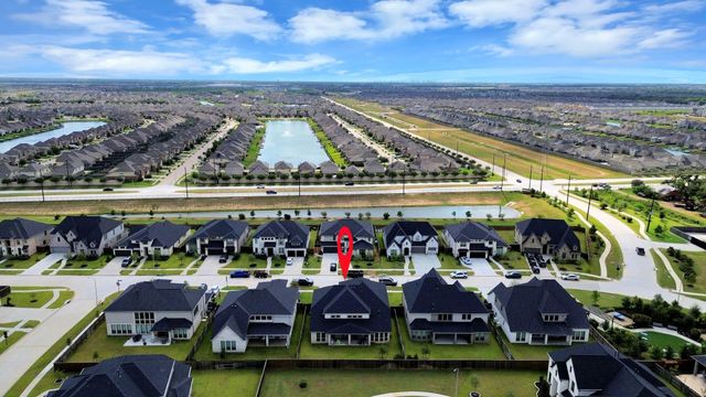 3527 Highcliffe Drive, Katy, TX 77493