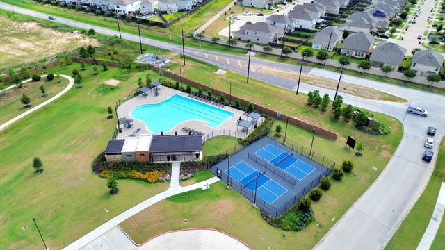 3527 Highcliffe Drive, Katy, TX 77493