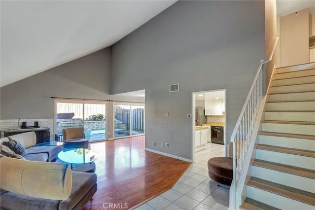 22813 Rio Clara, Valencia, CA 91354