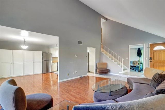 22813 Rio Clara, Valencia, CA 91354