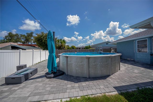 1510 NANTUCKET ROAD, Venice, FL 34293