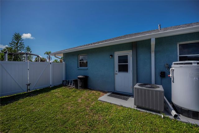 1510 NANTUCKET ROAD, Venice, FL 34293