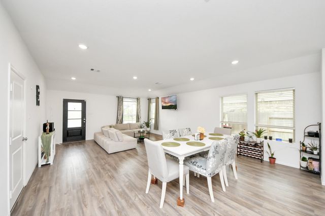 5418 Rabbit Creek Lane, Richmond, TX 77469