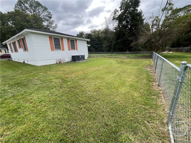 1320 E 35th Street, Savannah, GA 31404