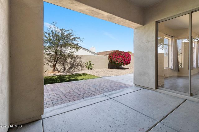 2224 E FAWN Drive, Phoenix, AZ 85042