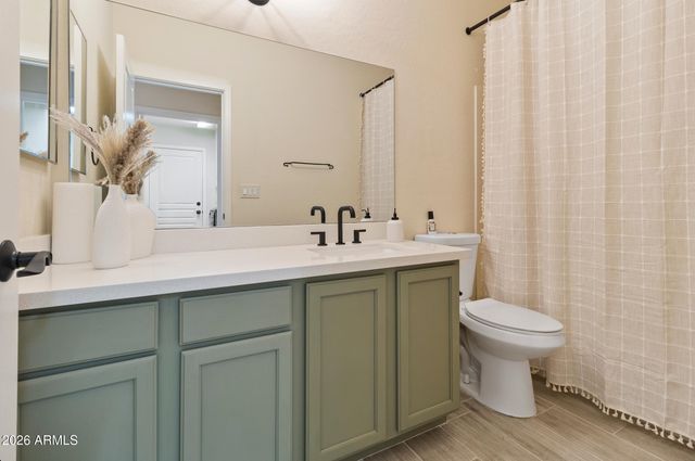 2224 E FAWN Drive, Phoenix, AZ 85042