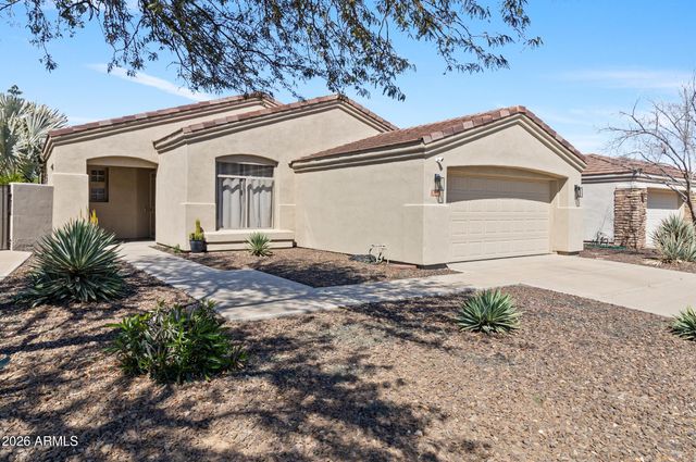 2224 E FAWN Drive, Phoenix, AZ 85042