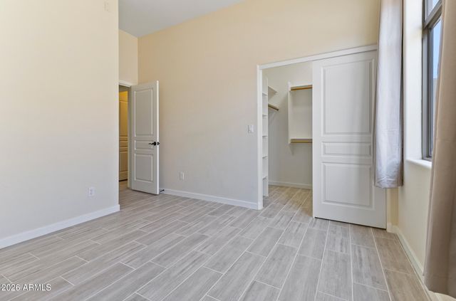 2224 E FAWN Drive, Phoenix, AZ 85042