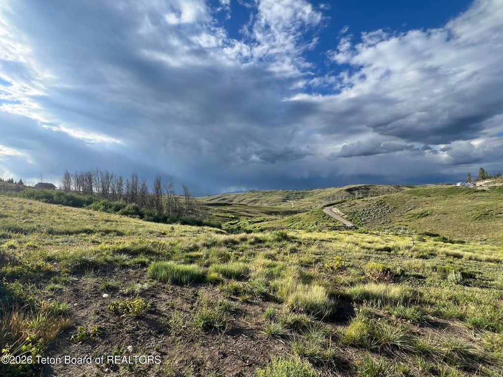 127 MOUNTAIN VIEW Drive, Bondurant, WY 82922 photo 3