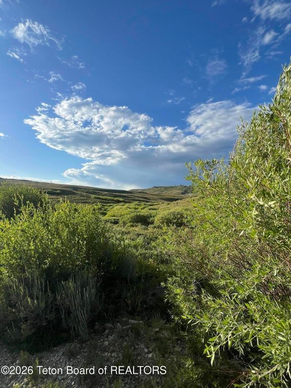 127 MOUNTAIN VIEW Drive, Bondurant, WY 82922 photo 4