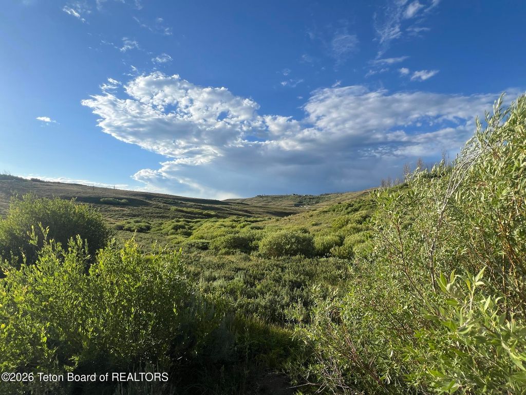 127 MOUNTAIN VIEW Drive, Bondurant, WY 82922 photo 5