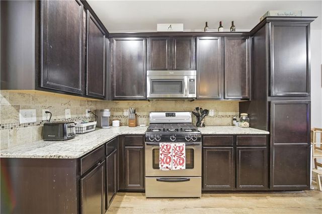 5050 Glencliff Drive, Sugar Hill, GA 30518