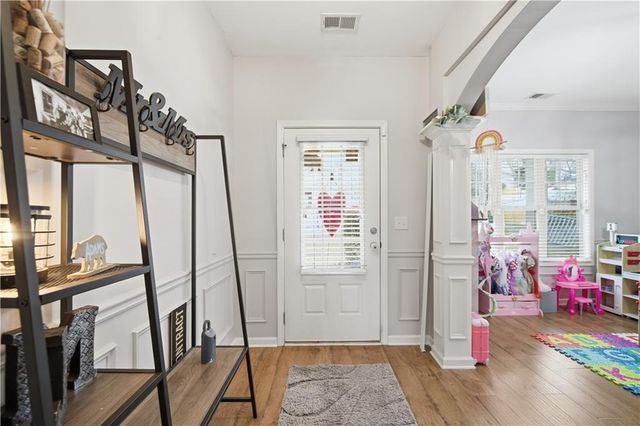 5050 Glencliff Drive, Sugar Hill, GA 30518