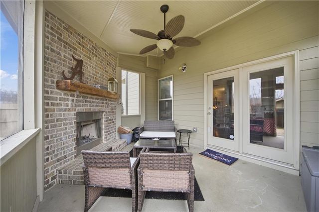 5050 Glencliff Drive, Sugar Hill, GA 30518