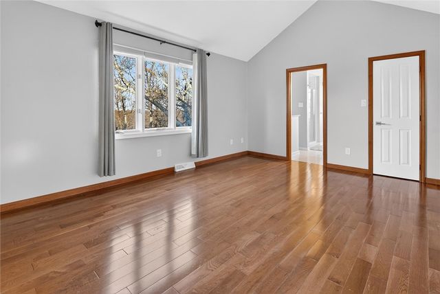 1585 Stone Mansion Dr, Franklin Park, PA 15143