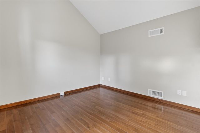 1585 Stone Mansion Dr, Franklin Park, PA 15143