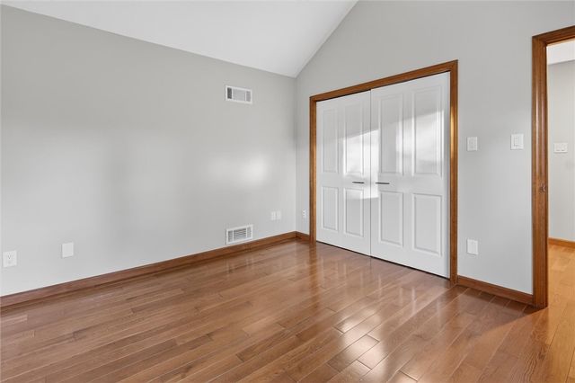 1585 Stone Mansion Dr, Franklin Park, PA 15143