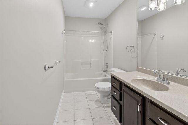 1585 Stone Mansion Dr, Franklin Park, PA 15143