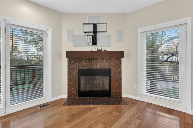 1585 Stone Mansion Dr, Franklin Park, PA 15143