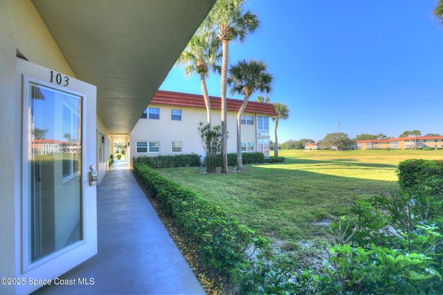85 Crooked Tree Lane 103, Vero Beach, FL 32962