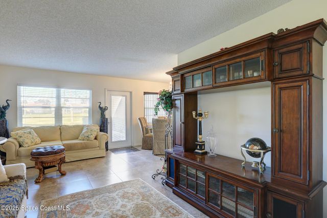 85 Crooked Tree Lane 103, Vero Beach, FL 32962