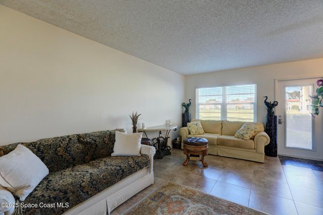 85 Crooked Tree Lane 103, Vero Beach, FL 32962